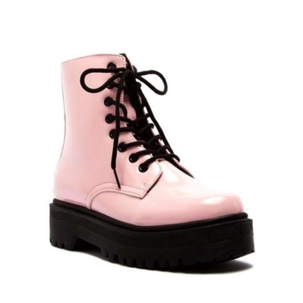 !! NEW !! Baby Pink Patent Lace Up Combat Boots - Picture 5 of 5